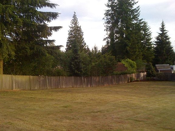 4th image of 18016 128th Pl SE