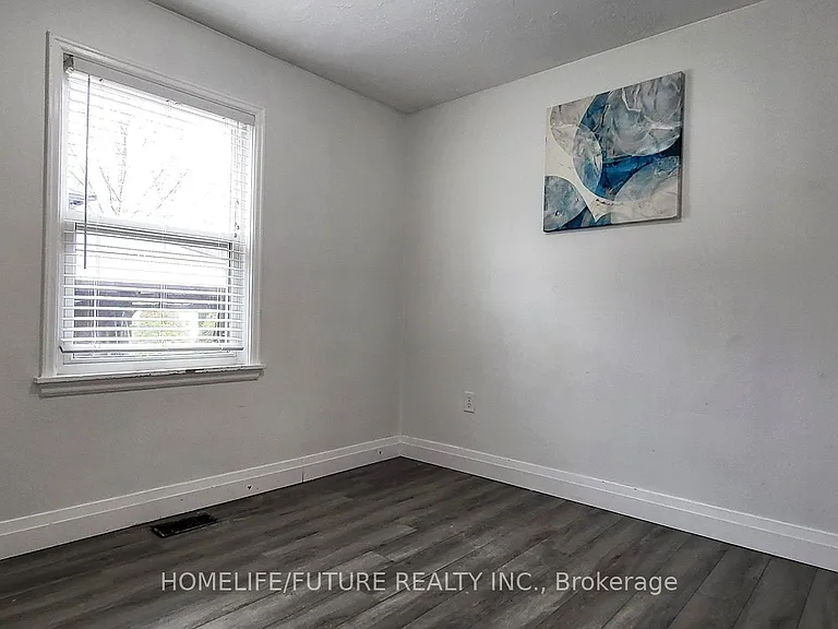 79 Ellington Dr #MAIN 2ND — Photo 7