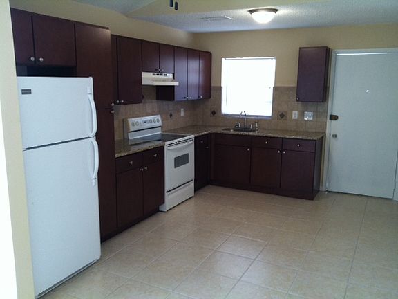 2nd image of 4912 Tampa Downs Blvd