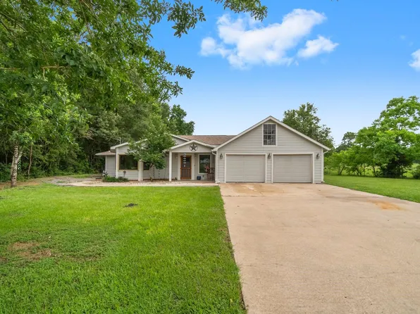 347 Myrow Rd, Livingston, TX 77351