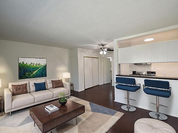 4th image of 12255 Burbank Blvd APT 106