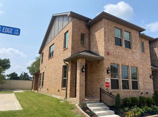 801 Ponds Edge Ln, Euless, TX 76040