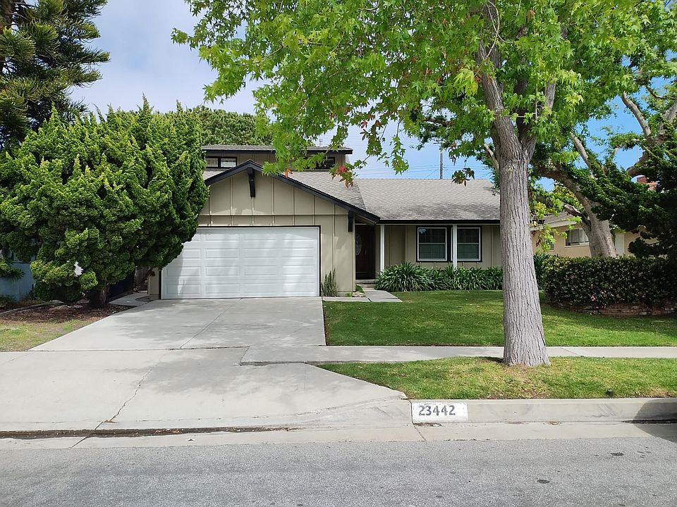 1st image of 23442 Evalyn Ave