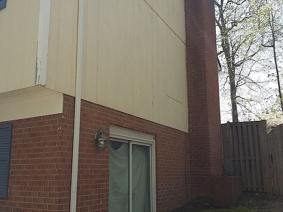 3rd image of 15708 Cranberry Ct
