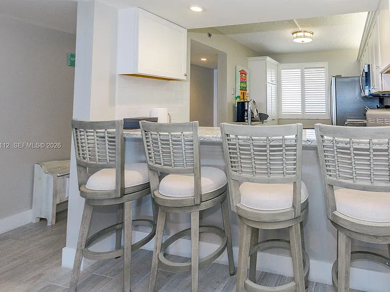 101 S Seas Dr #502 — Photo 9