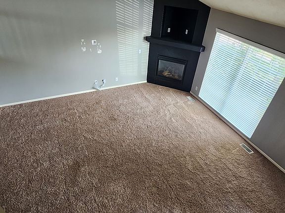 4th image of 16520 Fowler Ave