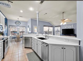 152 Guadalupe Dr, Gun Barrel City, TX 75156