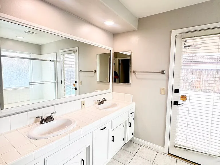 9131 Anchor Island Ct — Photo 9