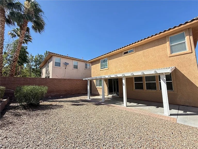3799 Honey Ridge Ct — Photo 36