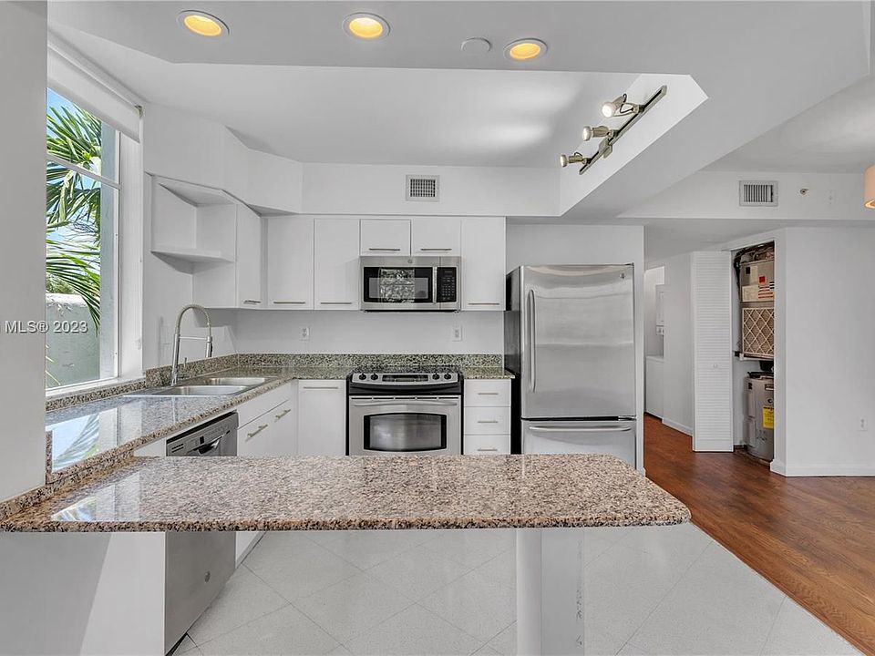 1st image of 1532 Drexel Ave APT 302