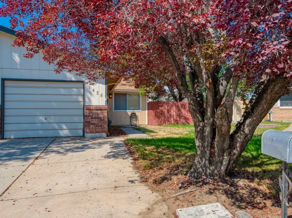 1428 Del Rosa Way, Sparks, NV 89434