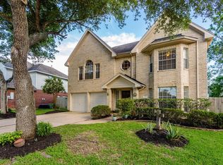 2501 Sand Castle Ct, Seabrook, TX 77586