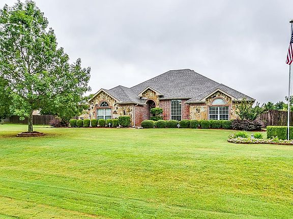 2nd image of 5116 Chase Landing Dr