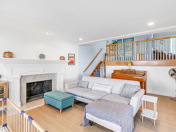 4th image of 2227 Baleria Dr