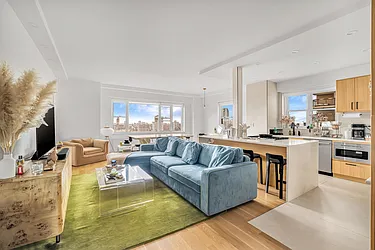 60 East 8th Street, #21N