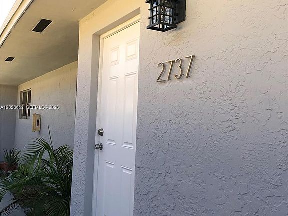 4th image of 2735 NW 27th St