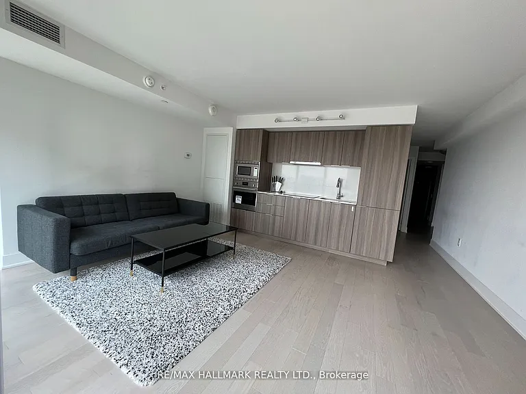 955 Bay St #1715 — Photo 4