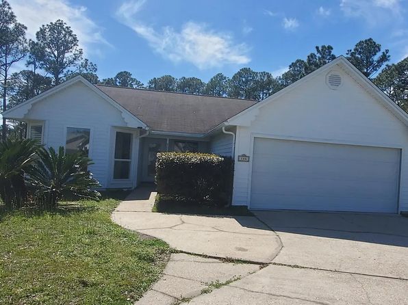 144 Heritage Cir