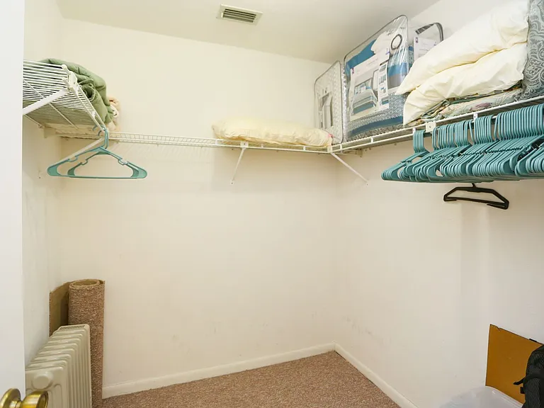 4030 Northlight Dr — Photo 29
