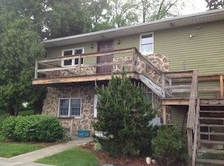 43 Hellers Church Rd, Leola, PA 17540