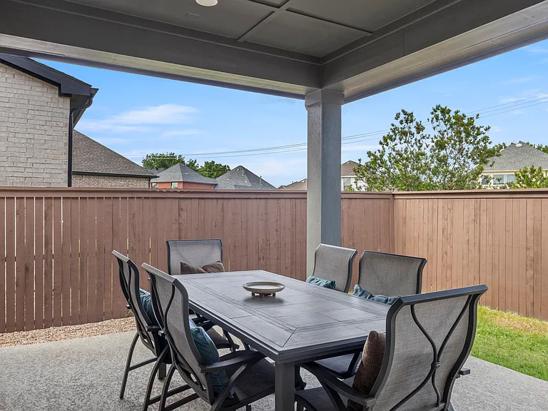 5608 Stewarts Creek Ct — Photo 26
