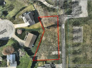 W Tuttle Park Rd, Madison, OH 44057