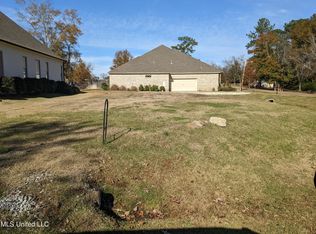 302 Stephens St #7, Ridgeland, MS 39157