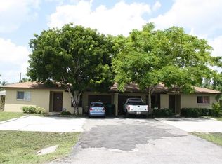 1975 Sunshine Blvd APT A, Naples, FL 34116