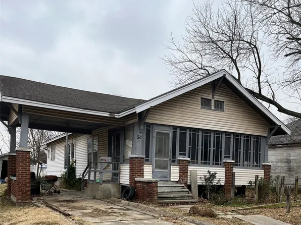 224 E 10th St, Pawhuska, OK 74056