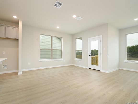 5th image of 12223 Vista Flats