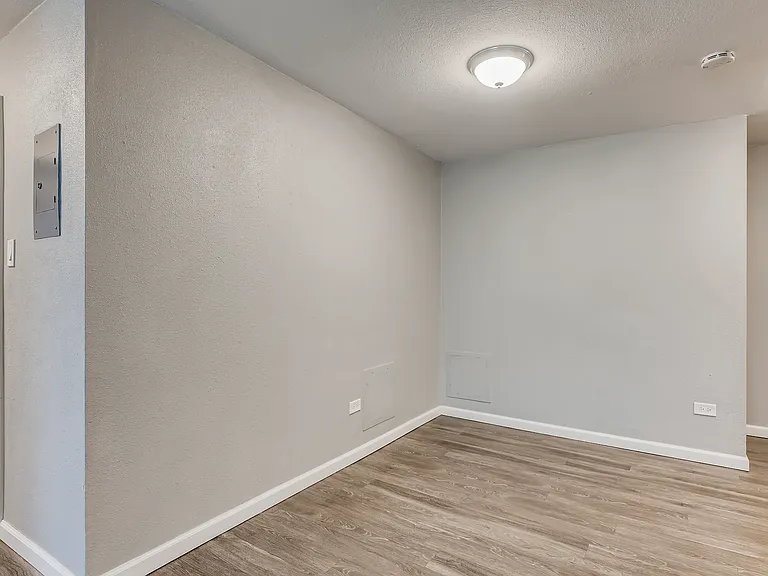1555 Grove St #107 — Photo 7