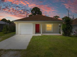 1297 10th Ct SW, Vero Beach, FL 32962