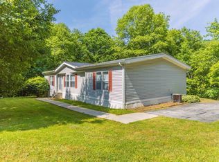 67 Orphia Lewis Rd, Hinkle, KY 40953