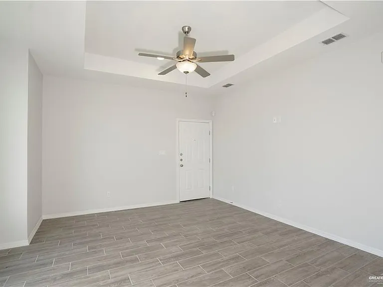 5900 Puffin Ave #1 — Photo 9