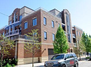 2000 W Berwyn Ave APT 303, Chicago, IL 60625