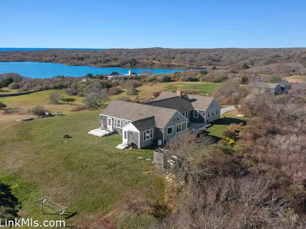 16 Shotnaigher Ln, Chilmark, MA 02535