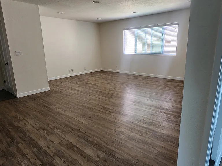 11264 Morrison St #303 — Photo 11