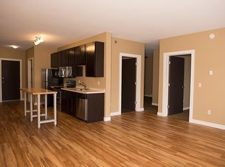711 Np Ave N APT 1401, Fargo, ND 58102