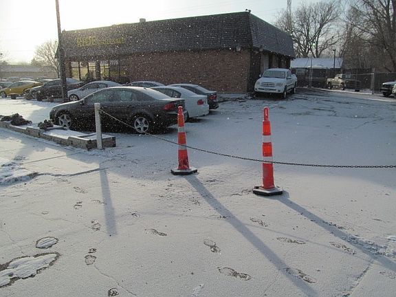 3rd image of 2933 Highway 13 W