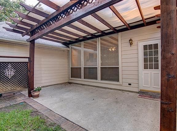 3rd image of 5405 Crystal Ct