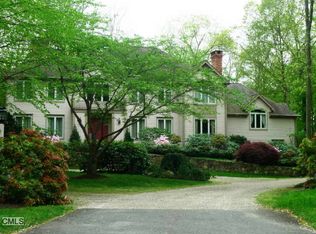 4 Mayflower Ln, Weston, CT 06883