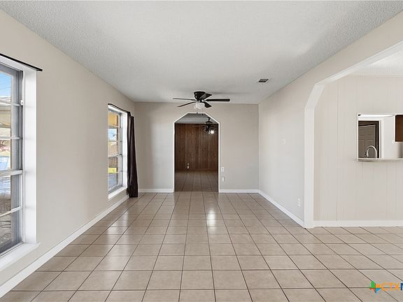 3rd image of 102 Runnel St