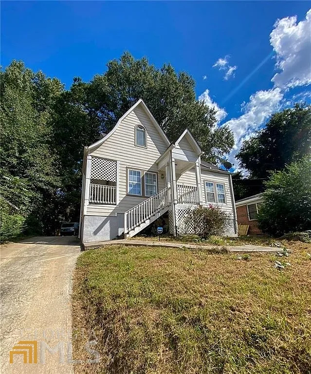 251 Holly Rd NW photo 1