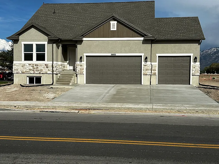 3693 S 1950 W #201 — Photo 1
