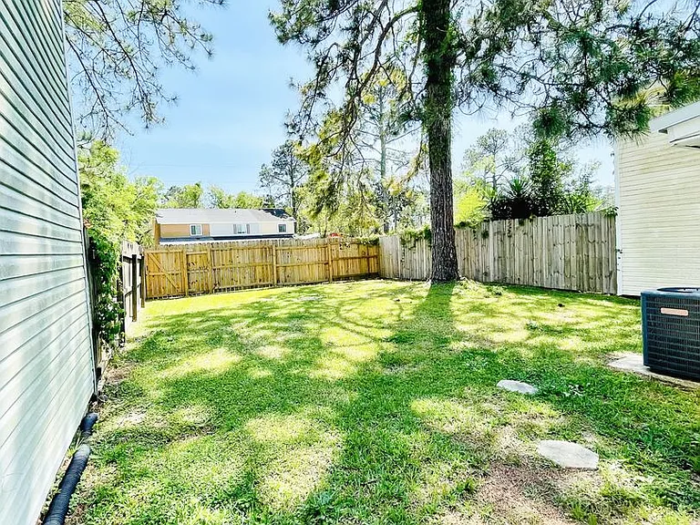 632 Carnathan Ct — Photo 16