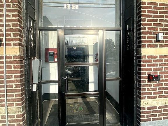 2nd image of 1062 W Side Ave APT 44
