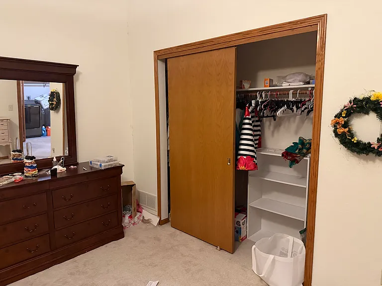 375 Kristin Ct W — Photo 24