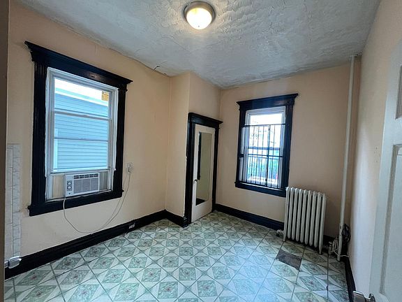 3rd image of 176 Summit Ave #1E