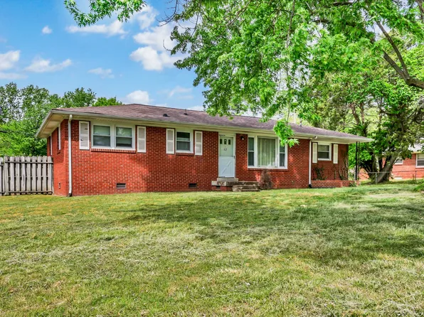 62 Bel Air Blvd, Clarksville, TN 37042