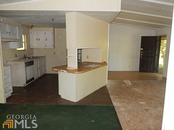 4th image of 7451 Benson Ave